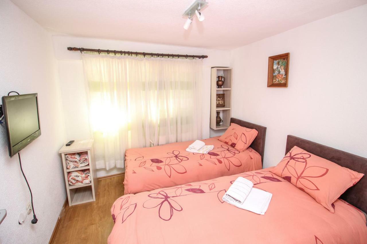 Apartmani Mishe Vevčani Εξωτερικό φωτογραφία